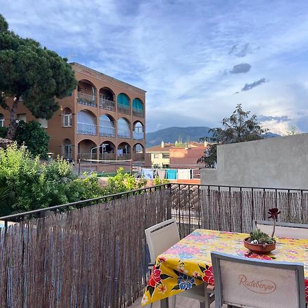 Alojamiento Con Encanto En Planta Superior Ideal Para Trabajo Y Escapadas Familiares En Montserrat Esparreguera Zewnętrze zdjęcie